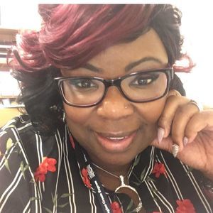 Meet your Posher, Candace